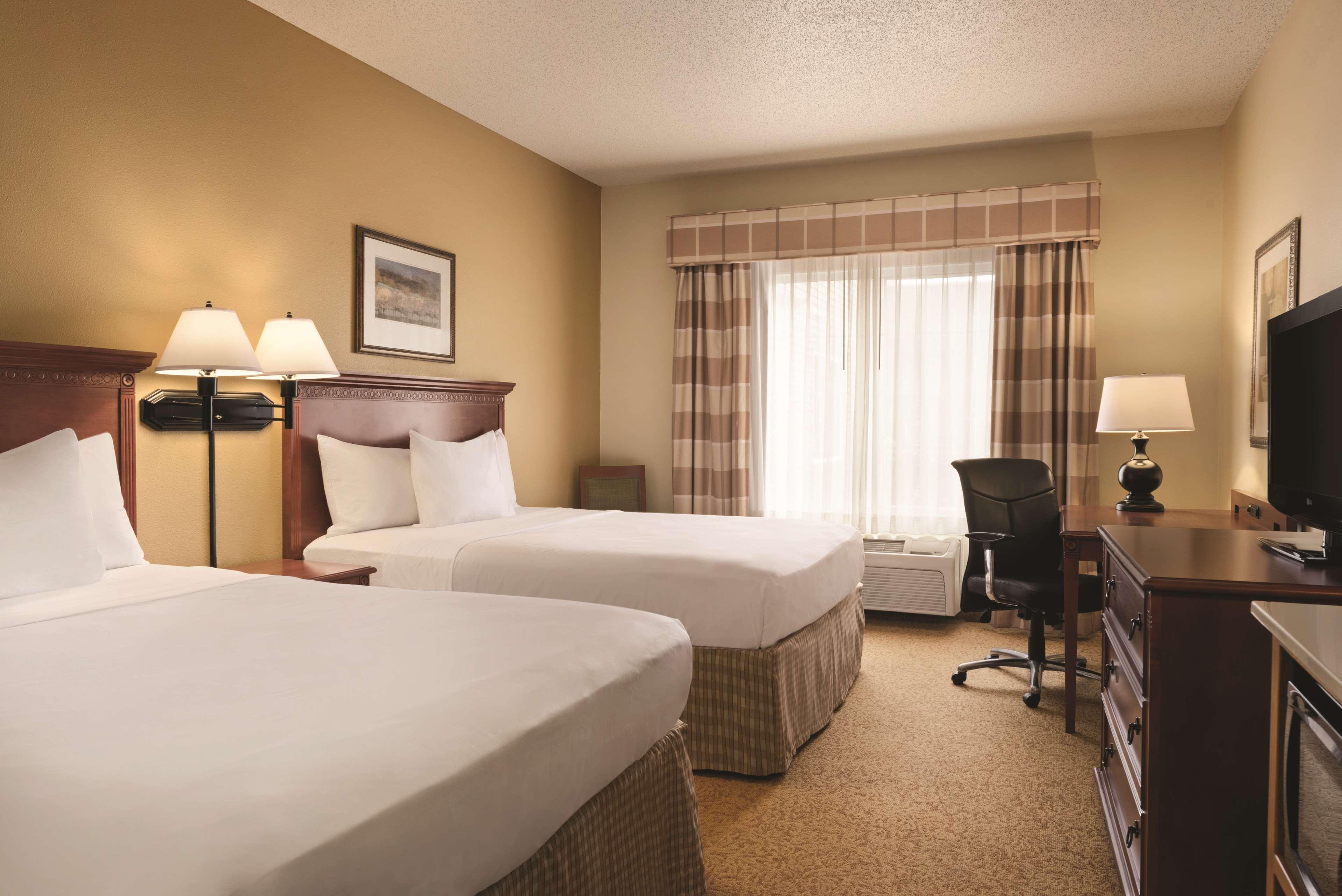 Country Inn & Suites By Radisson, Mankato Hotel And Conference Center, Mn Exterior photo